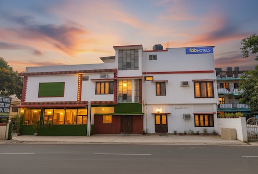 FabHotel Limewood
