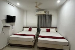 Tharavadu Lodge Iritty, Iritty