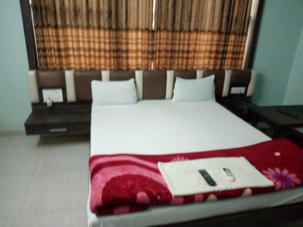 Hotel Purva Park - Tap to explore photos
