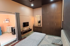 The suite-Luxe Elite, Jaipur