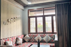 Peaceful Stay at Dil E Yaad  2kms from Taj Mahal, Agra