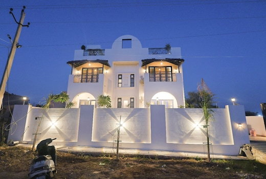 Roots Divine 4BHK Villa