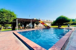 The farmhouseparty, Sohna