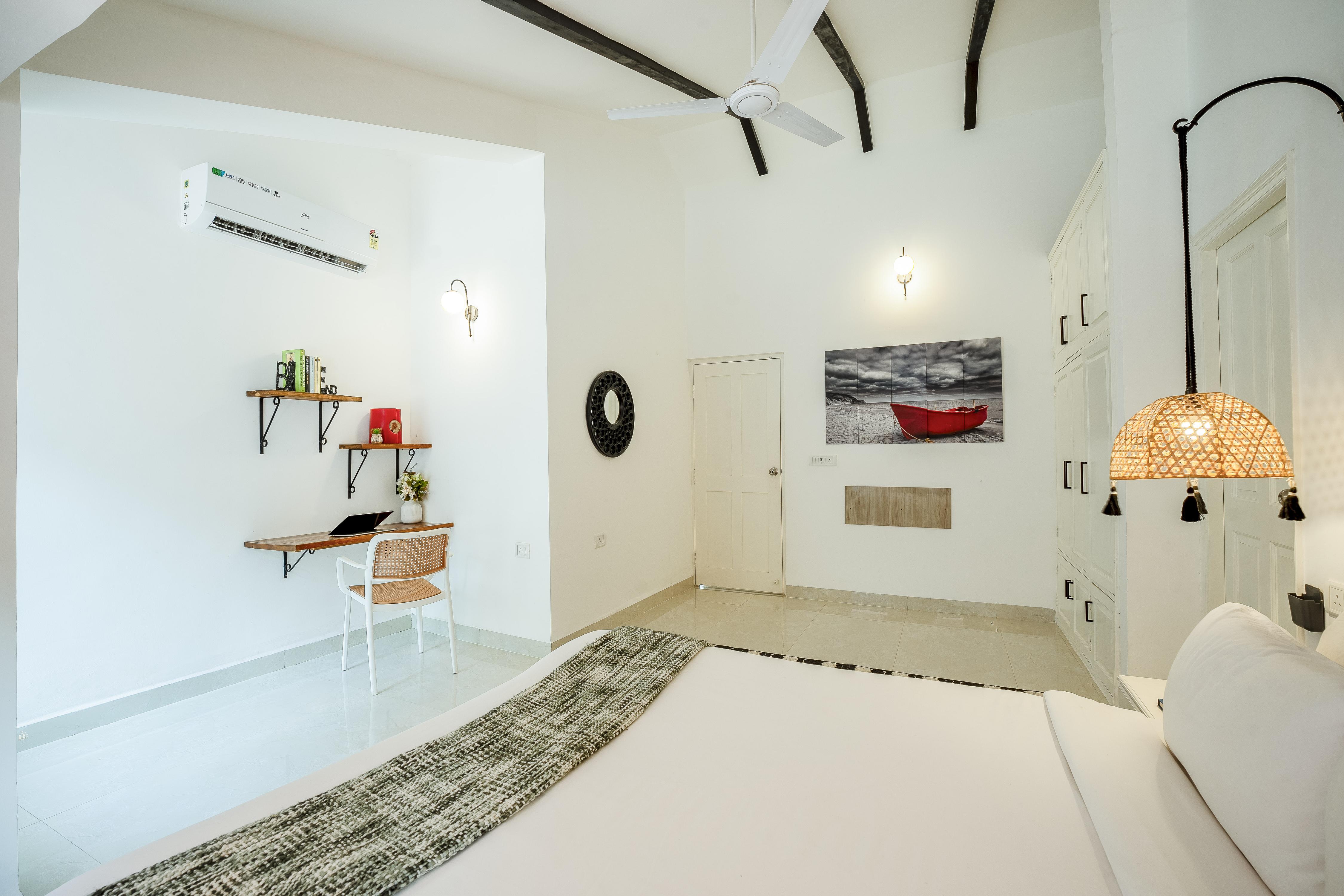 Staymaster Casa Rysa -Sea View 4BHK - Tap to explore photos