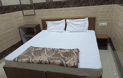 Deluxe AC Room with Wifi