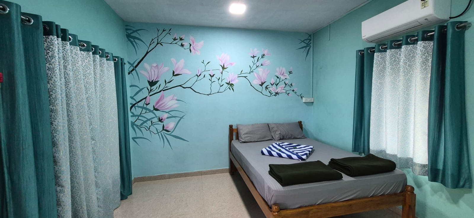 Standard AC Room with Sea View 1