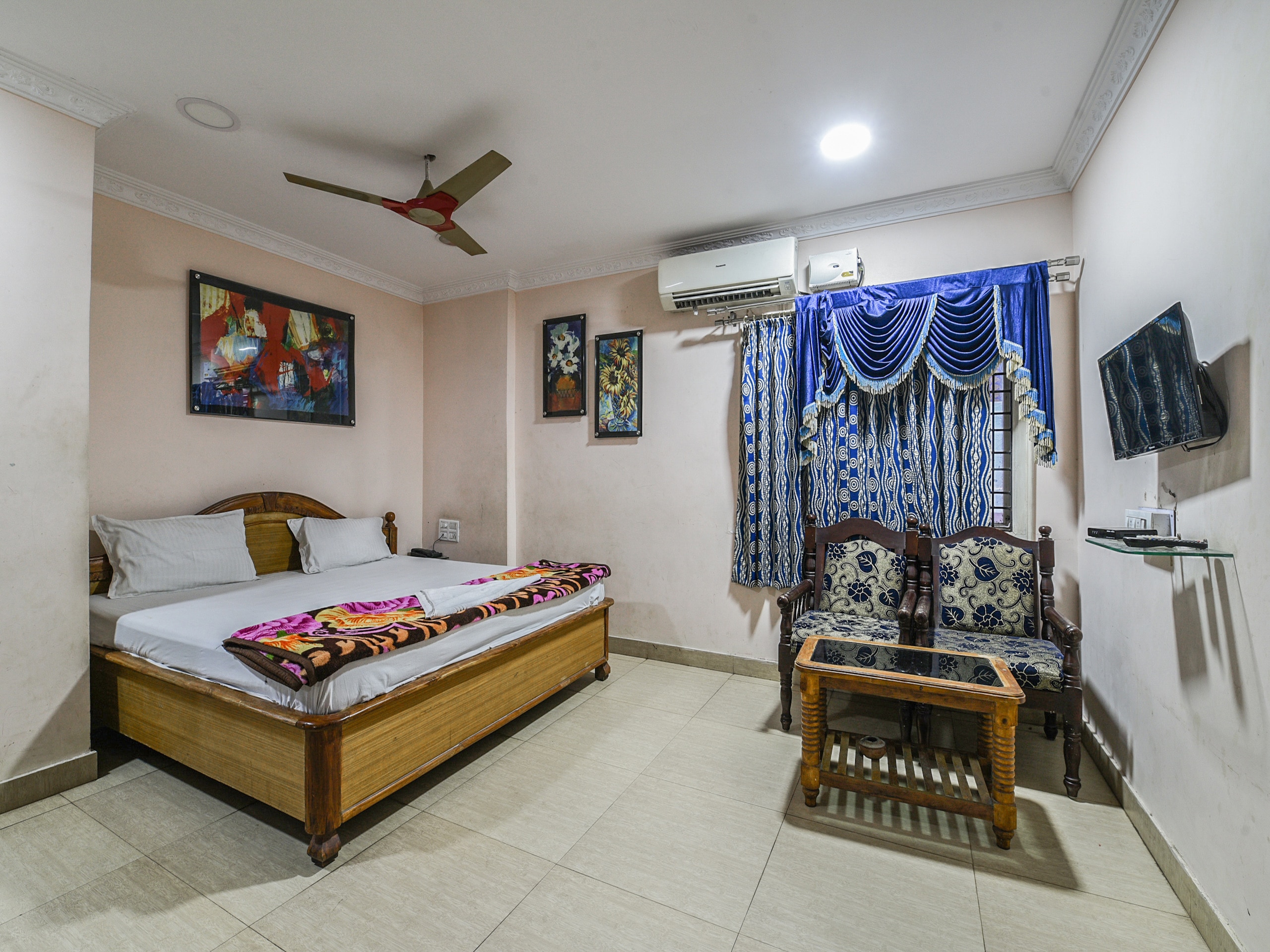 Sree SKML Beach Guest House - Tap to explore photos