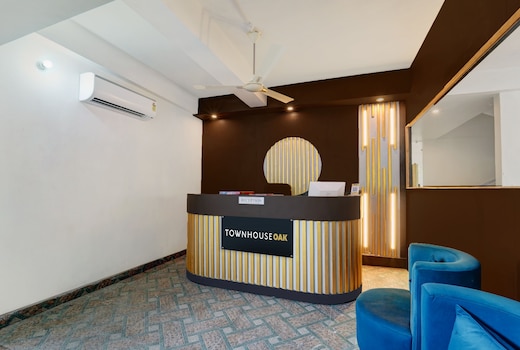 Super Townhouse OAK The Dev Regency