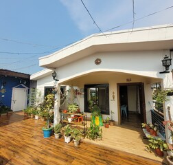 Terrace Cottage With City View