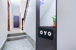 Hotel O Rose Inn, Kolkata