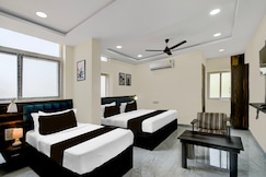 Super Hotel O PNR CONTINENTAL MOOSAPET, Hyderabad