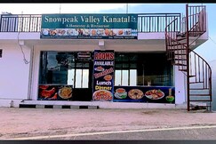 Snowpeak valley homestay and restaurant, Dhanaulti