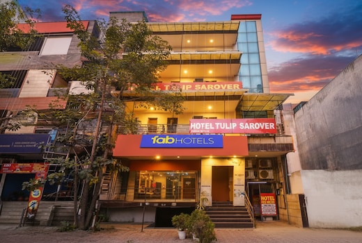 FabHotel Tulip Sarover Sector 18