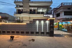 Hotel O Kalash Guest House, Ayodhya