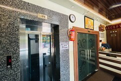 GP GUEST HOUSE NEAR VISHNUPAD TEMPLE, Gaya