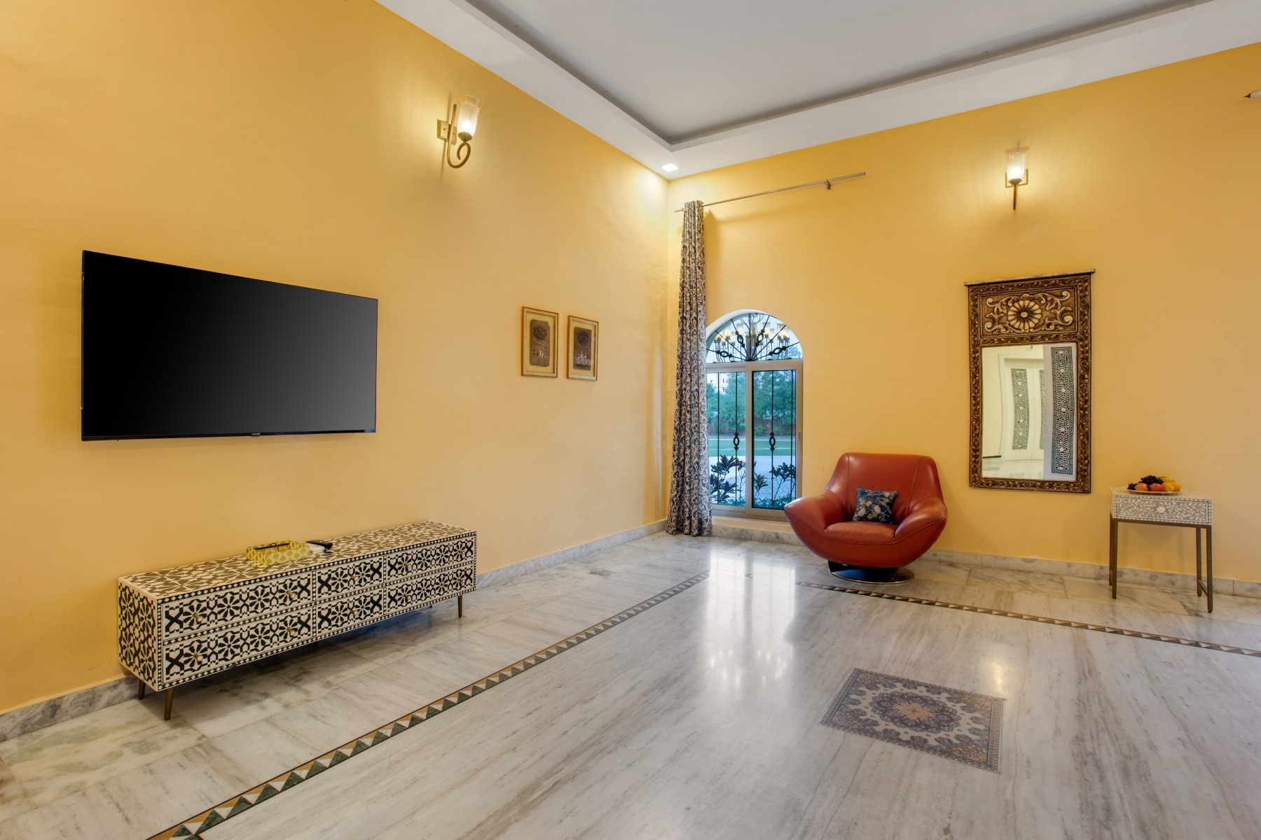 7BHK Indrakshi Mansion - Tap to explore photos