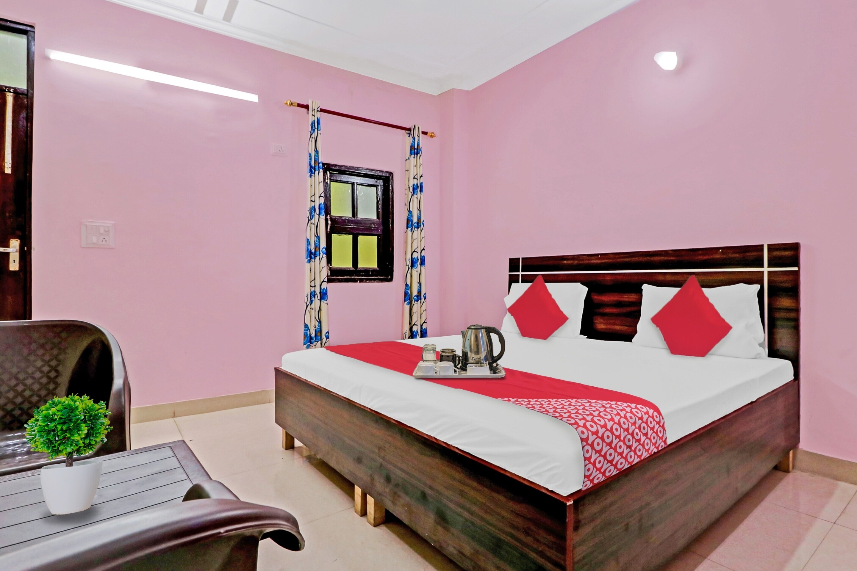 Hotel O Bhagyashree hotel crown view - Tap to explore photos