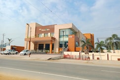 Hotel Golden Palm, Gurdaspur