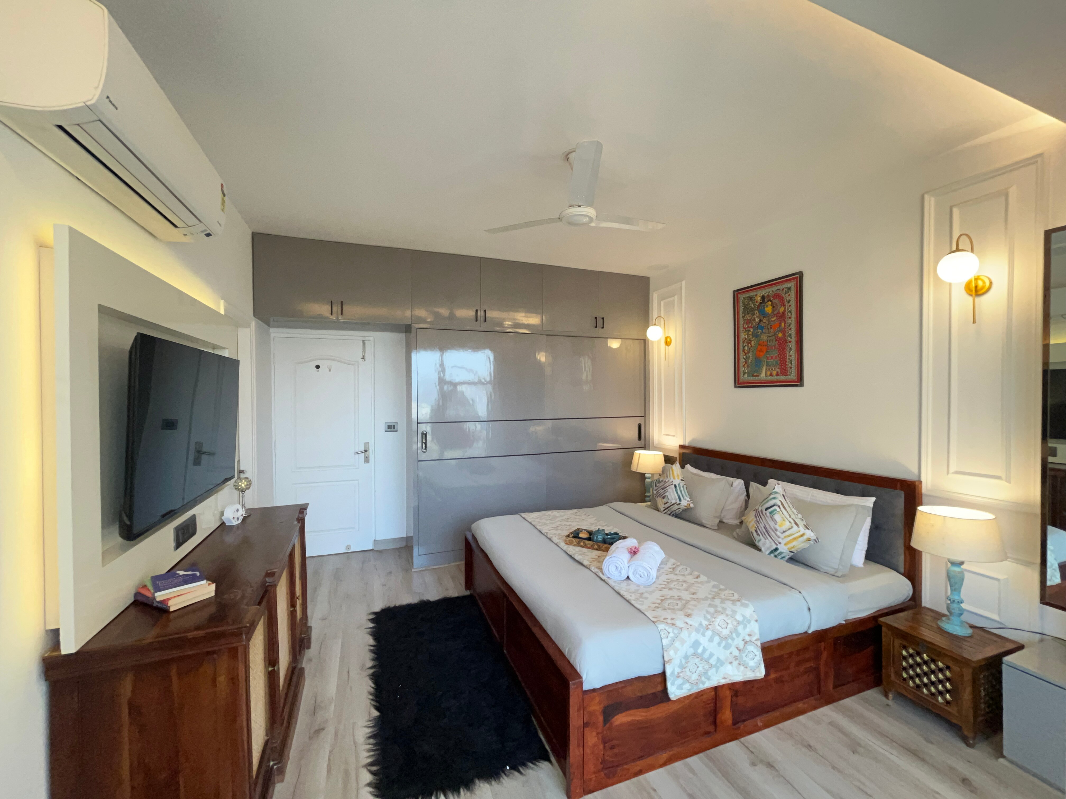 Hostie Spriha- 2BHK Apartment - Tap to explore photos