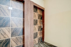 SPOT ON 777 Hotel Rooms, Faridabad