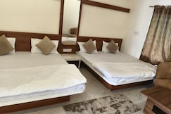 Narmada palace garden, Omkareshwar