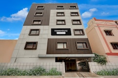 Super Townhouse V Hotel, Vijaywada