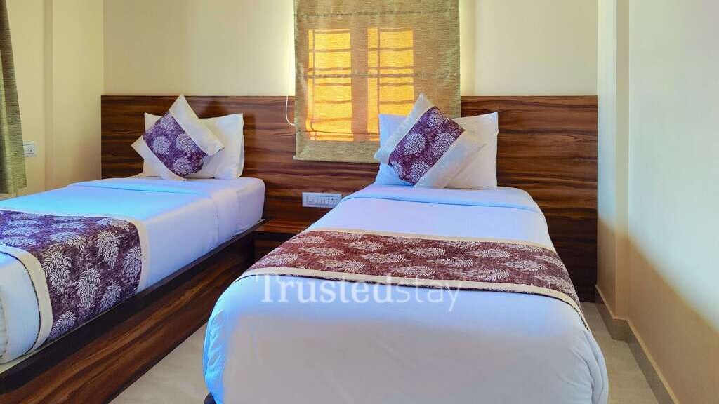 TrustedStays MTPBH3 - Tap to explore photos