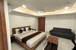 HOTEL SHREEJI INN, Ahmedabad