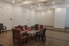 Shree Ramest Palace, Ayodhya