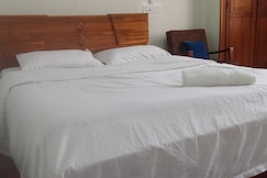 A C room Double Bed Near Edappally, Cochin