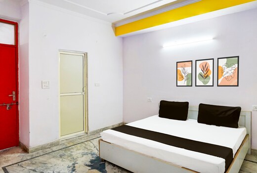 Super Hotel O Maharaja Near By Vinayak Hospital Gali No-5