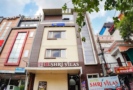 FabHotel Shri Vilas