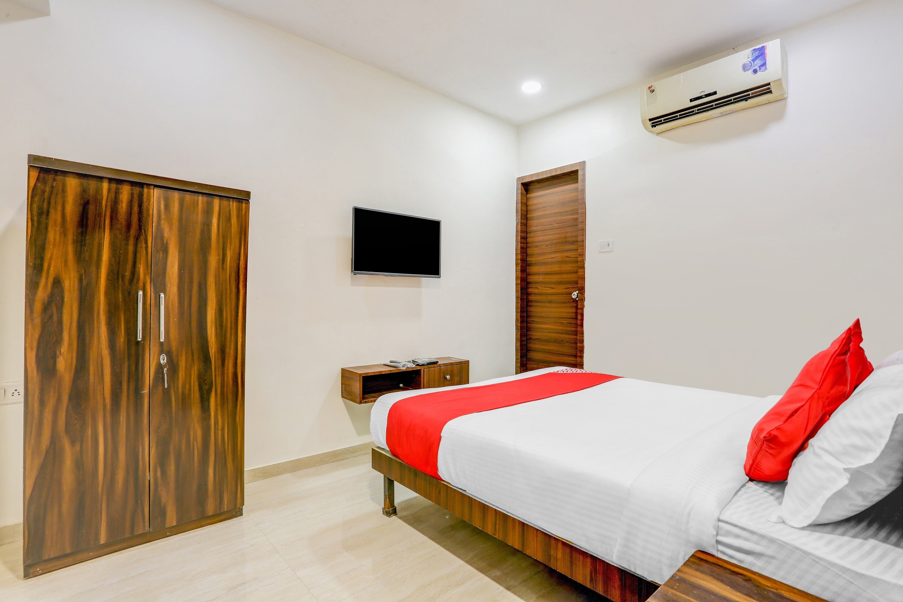 Hotel O Yashoda Residency - Tap to explore photos