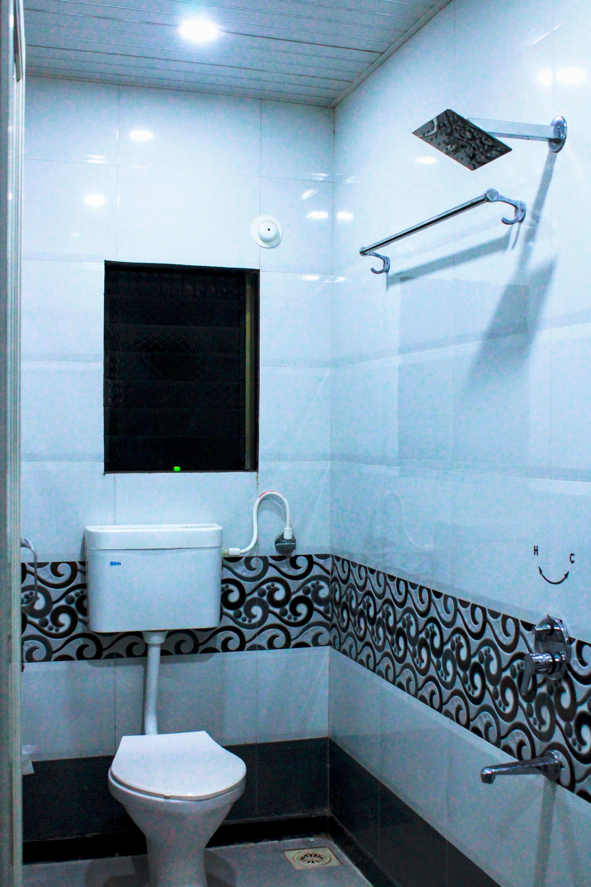 Sukhakarta Holiday Home Alibaug - Tap to explore photos