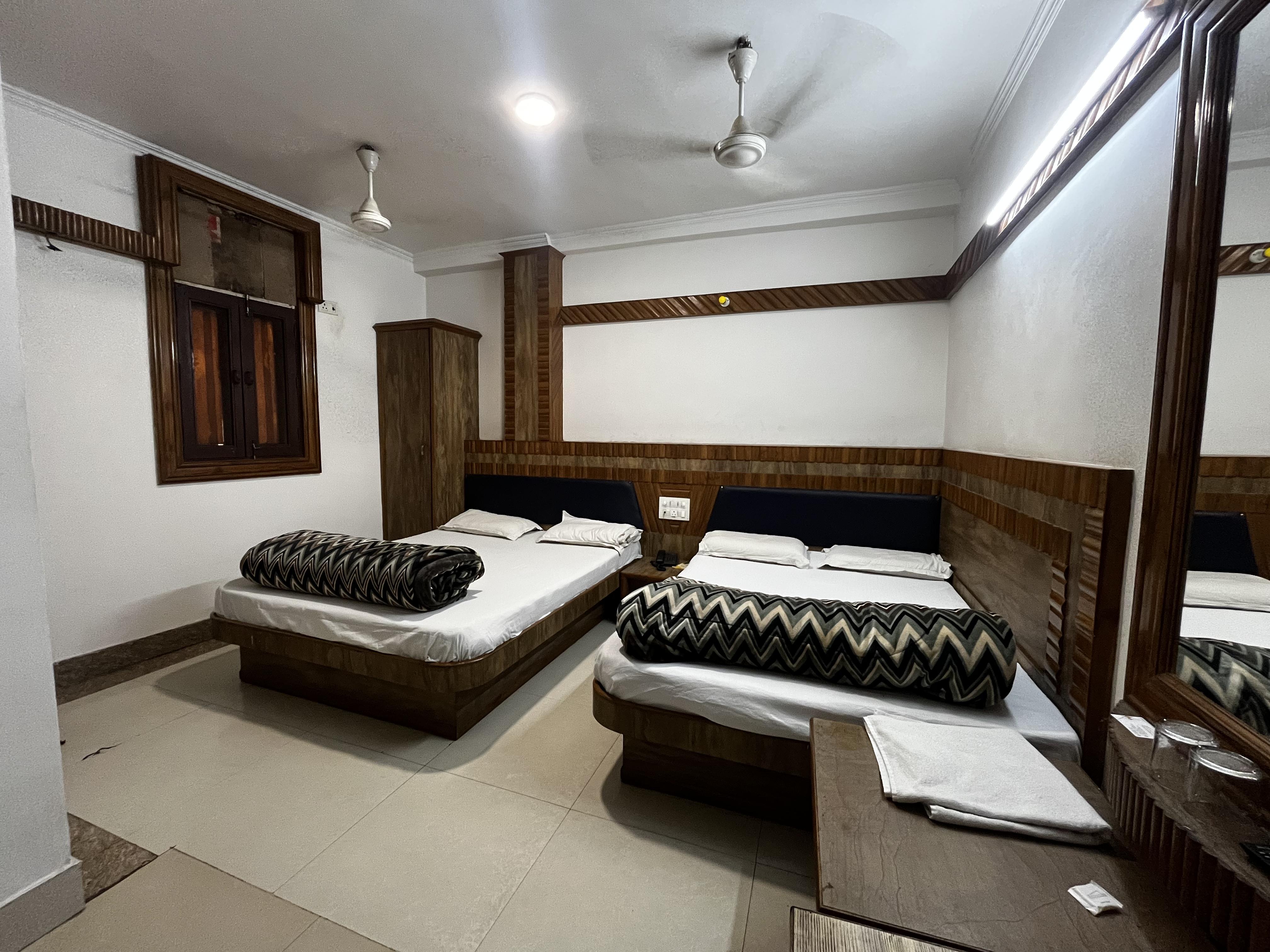 Ananda Inn - Tap to explore photos