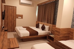 Hotel Bilva Leaf, Sanand