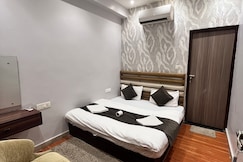 Rahgir Tales Hostel, Agra