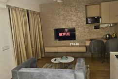 Golden Elm Near Airport by superhomes, Pune