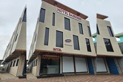 Hotel Rajshree, Tarana