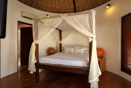 View Bvilla Seaside Pictures