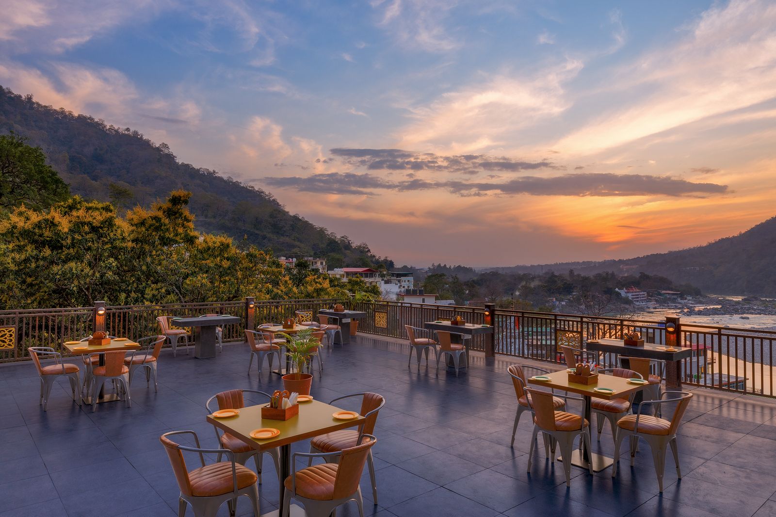 The Hideaway Bedzzz' Rishikesh By Leisure Hotels Best Rates on
