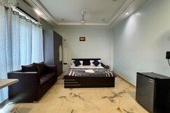 Atmosphere Hotel & Restaurant, Aligarh