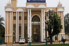 Club Riviera, Budaun