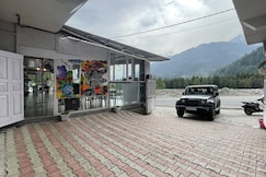 Singh Saab Rooms & Cafe, Manali