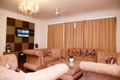 Fortune Home Service Apartment 2Bhk,2A,E28 Saket, Delhi