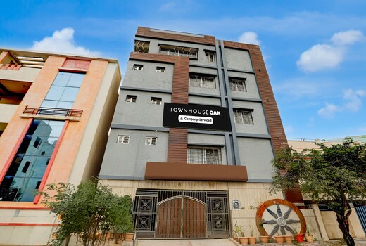 Townhouse Oak Tirupati Formerly Sky Towers