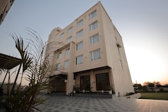 Hotel Sajjan Palace, Bhilwara