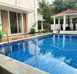 Swimming Pool 1
