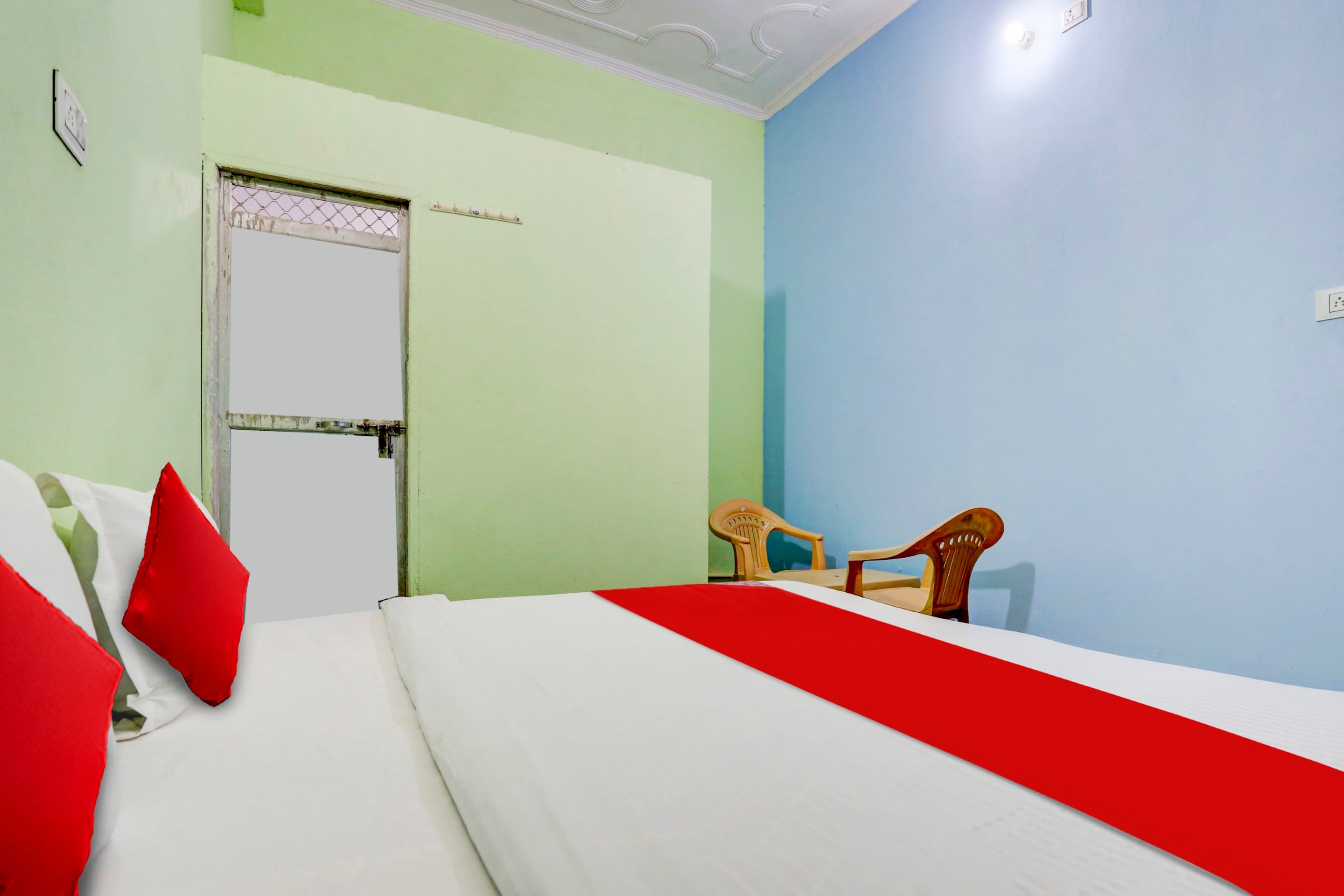 Hotel O Choudhary Residency - Tap to explore photos