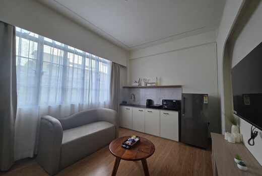 Amari's Service Apartment | 1 Bedroom with Kitchen